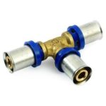 T YHTÄLÄINEN MONIKERROKSINEN PURISTUS D.16